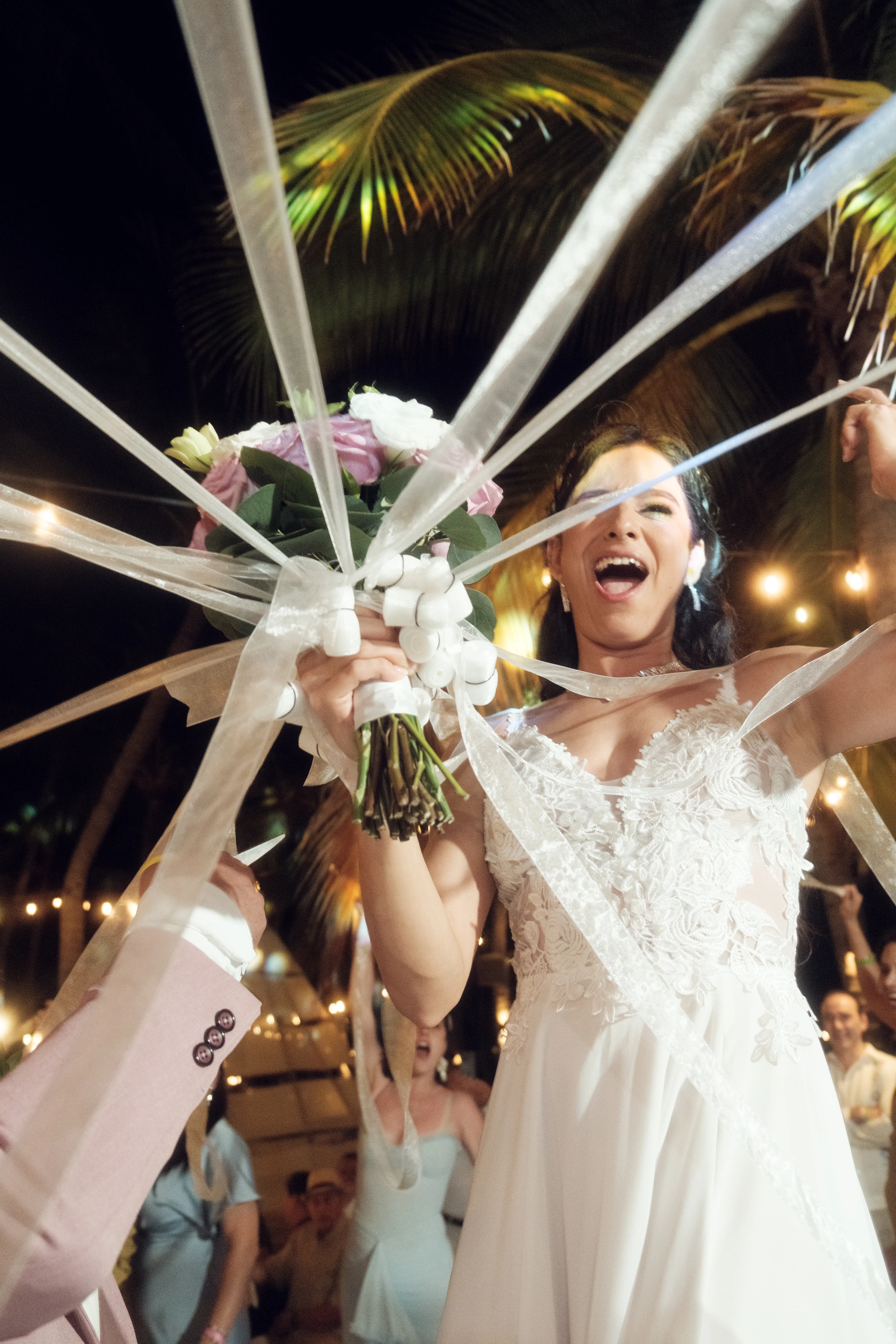 Fotografía editorial de boda - 1. Caro Y Paco   Puerto Vallarta Wedding